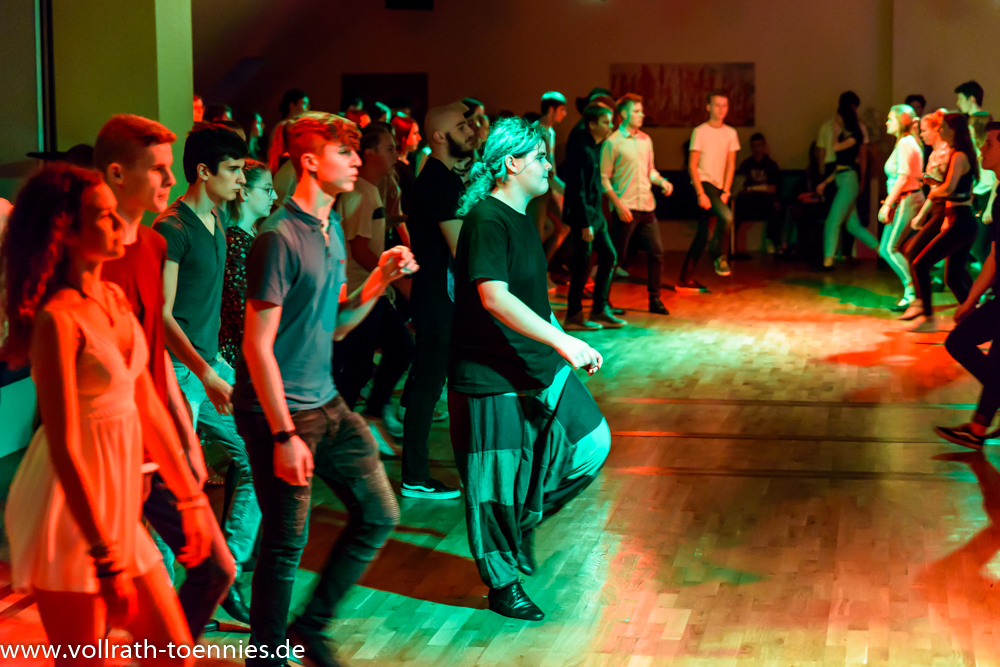 2019 11 09 Tanzparty Jugend 9996